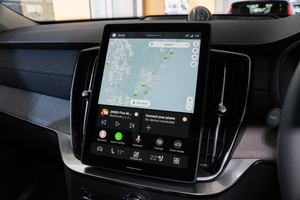 2026 Volvo XC90 L Series Ultra B5 Dark SUV image 18