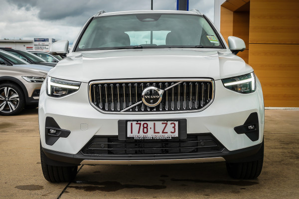 2024 MY25 Volvo XC40 XZ Ultra B4 Bright SUV Image 6