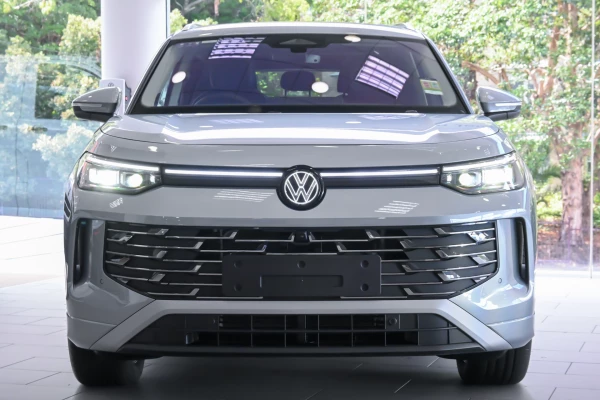 2025 Volkswagen Tayron R4 150TSI Elegance SUV Image 4