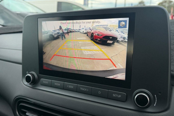 2021 Hyundai KONA OS.V4  SUV Image 11