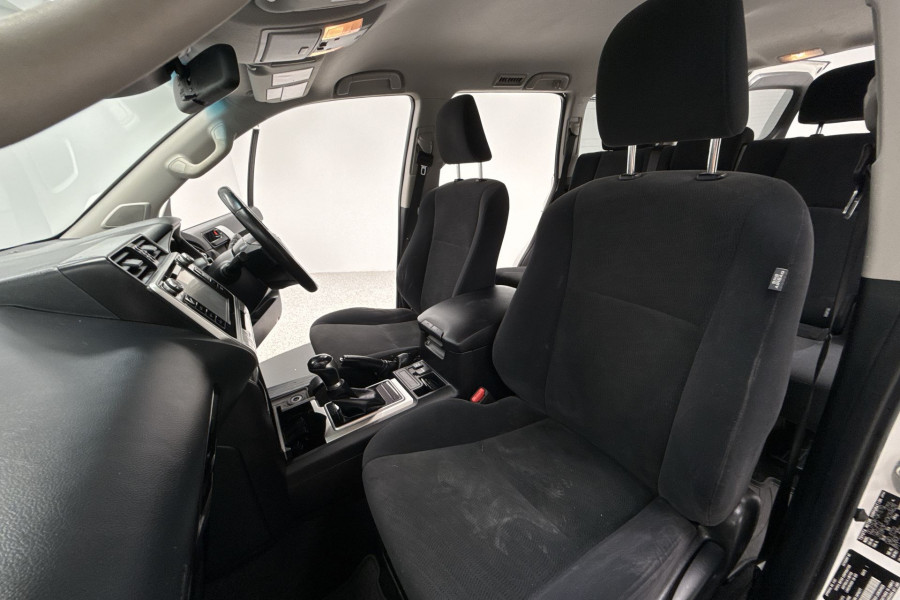 2018 Toyota LandCruiser Prado GDJ150R GXL SUV Image 12