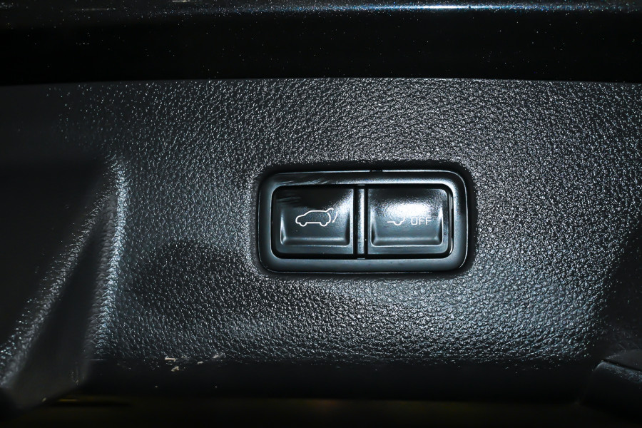 2023 Kia Carnival KA4 SLi People Mover Image 24