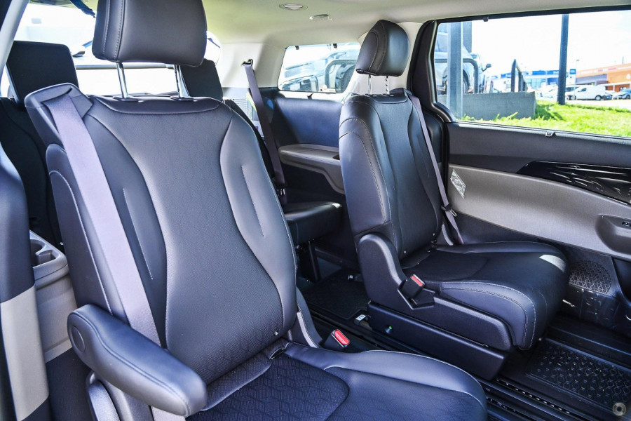 2026 MY27 Kia Carnival KA4 PE GT-Line HEV People Mover Image 8