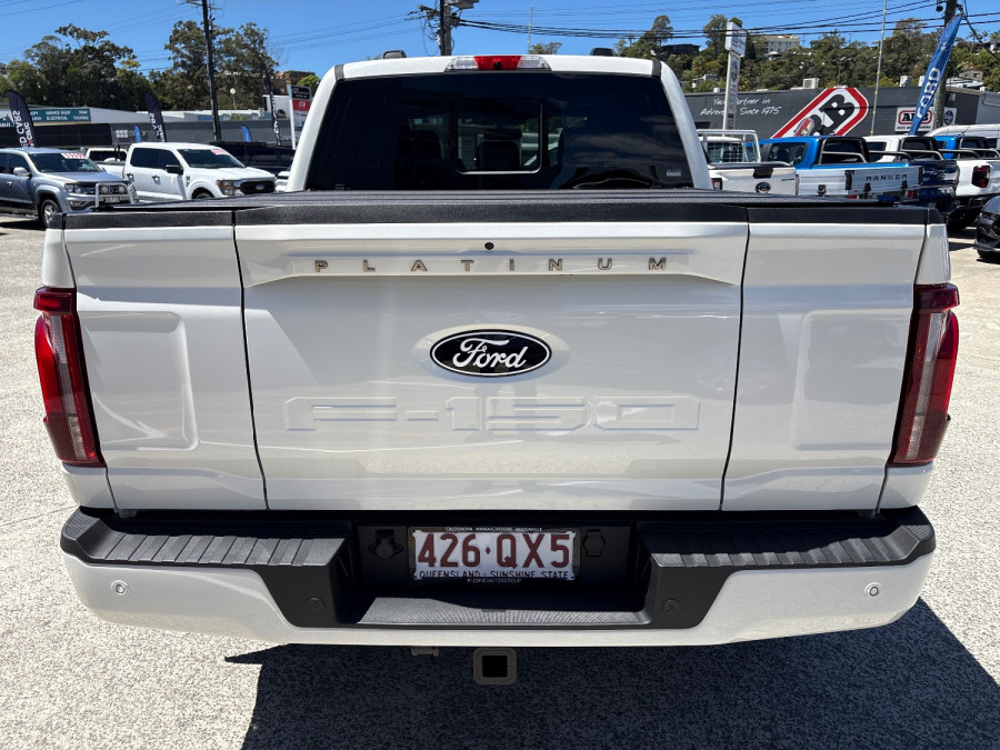 2024 Ford F-150  Platinum Dual Cab Image 3