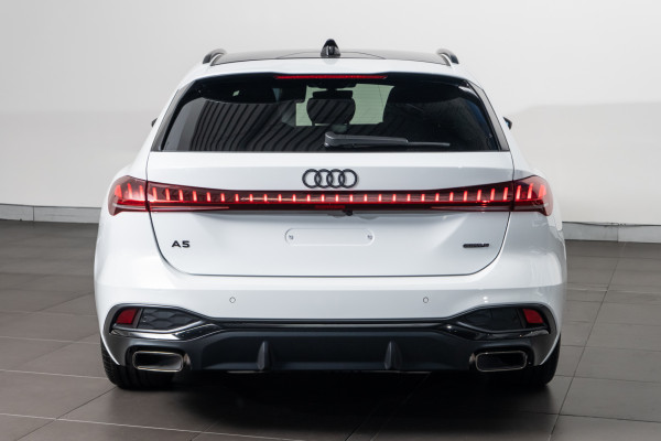 2025 Audi A5 B10 e-hybrid S-Line Wagon image 5