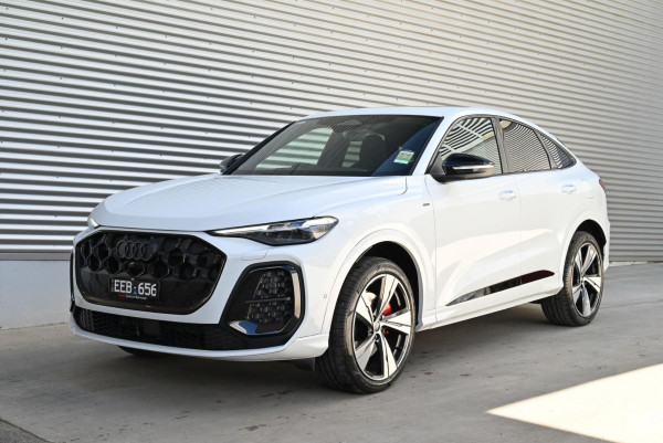 2026 MY25 Audi Q5 FY e-hybrid 270kW SUV image 3