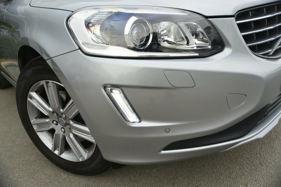 2015 Volvo XC60 LUXURY Suv