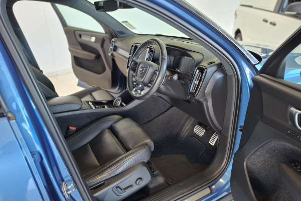 2018 MY19 Volvo XC40 XZ T5 R-Design SUV Image 12