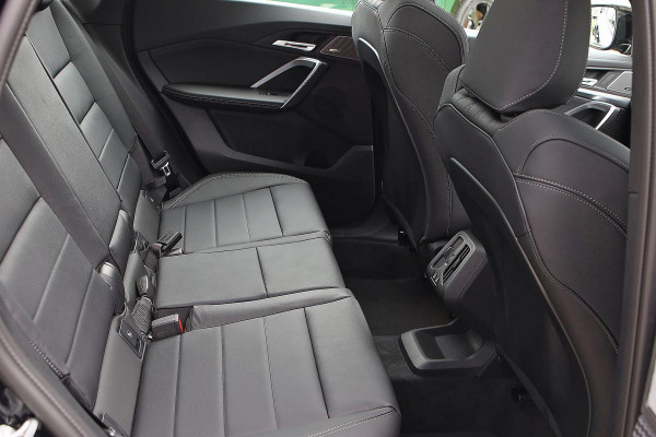 2025 BMW X1 U11 M35i xDrive SUV image 11