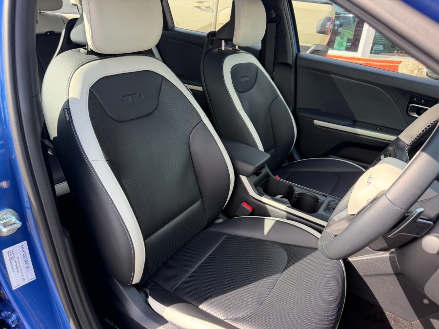 2025 Kia K4 CL4m GT-Line Sedan Image 33