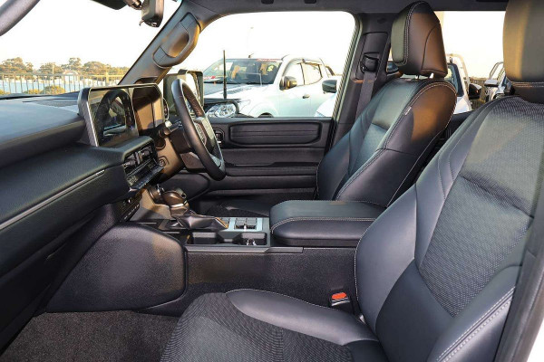 2024 Toyota LandCruiser Prado GDJ251R Kakadu SUV Image 8