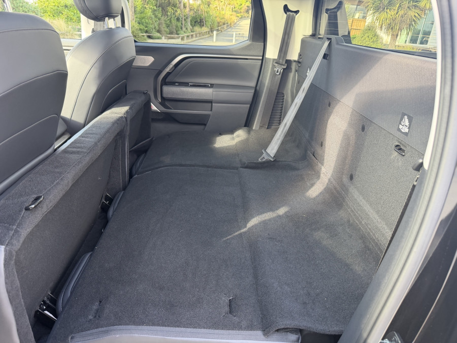 2026 MG U9 Explore Pro Ute Image 14