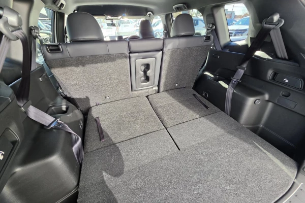2026 Mitsubishi Outlander ZM Black Edition SUV Image 23