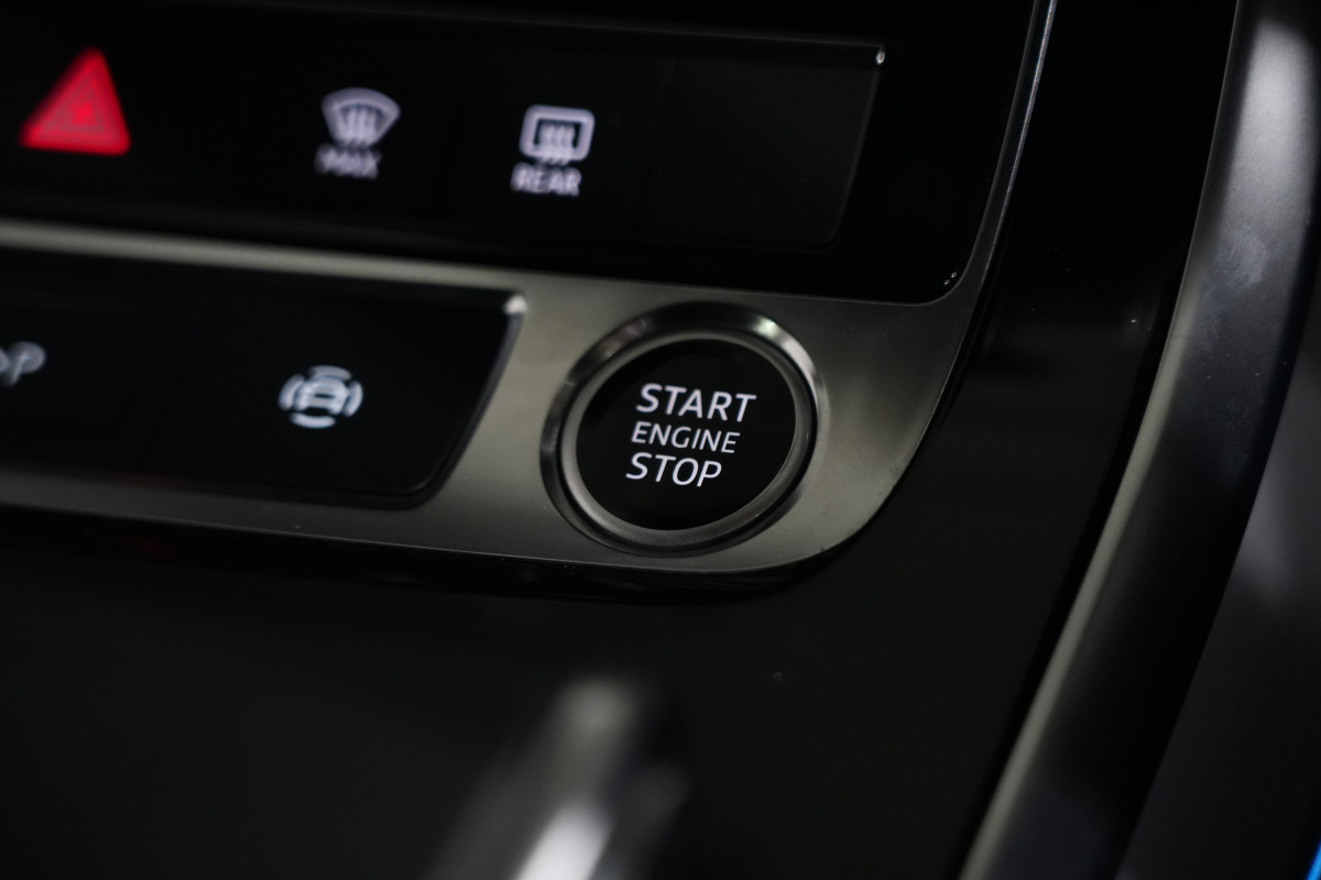 2024 Audi Q8 F1 60 TFSI e S Line SUV