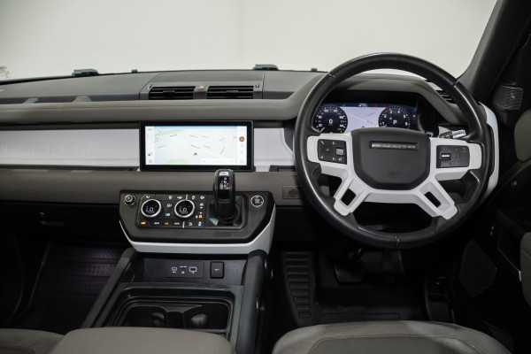 2020 Land Rover Defender L663 110 P400 S SUV image 21