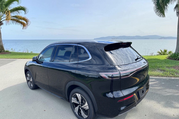 2026 MY27 Geely EX5 E245 Inspire Extended Range SUV Image 3