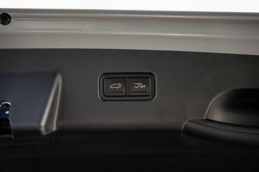 2025 Kia Carnival KA4 PE GT-Line HEV People Mover Image 8