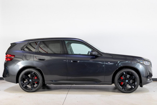 2026 BMW X3 G45 30e xDrive SUV image 5