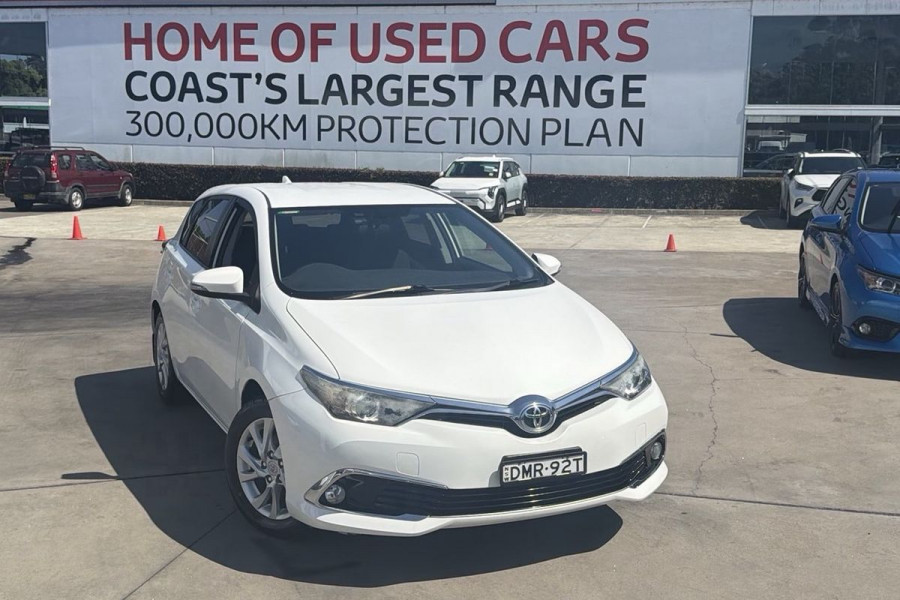 2017 Toyota Corolla ZRE182R Ascent Sport Hatch Image 2
