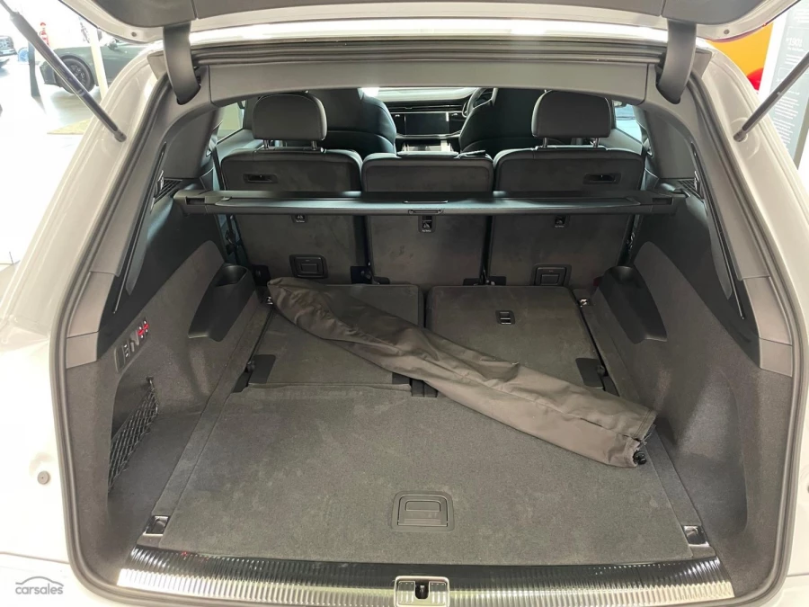 2026 Audi SQ7 TFSI Wagon Image 15