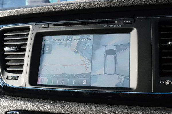 2017 MY18 Kia Carnival YP Platinum Van Image 9