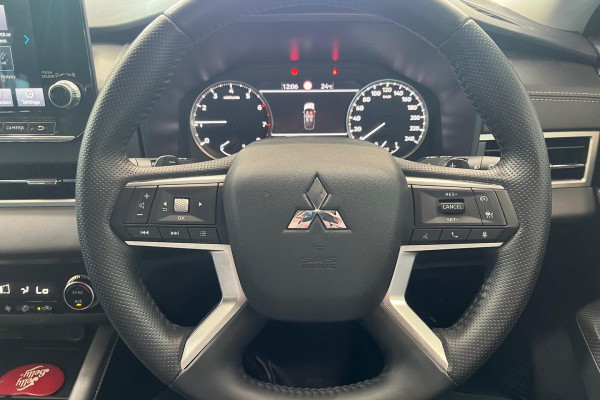 2024 Mitsubishi Outlander ZM Aspire SUV Image 22