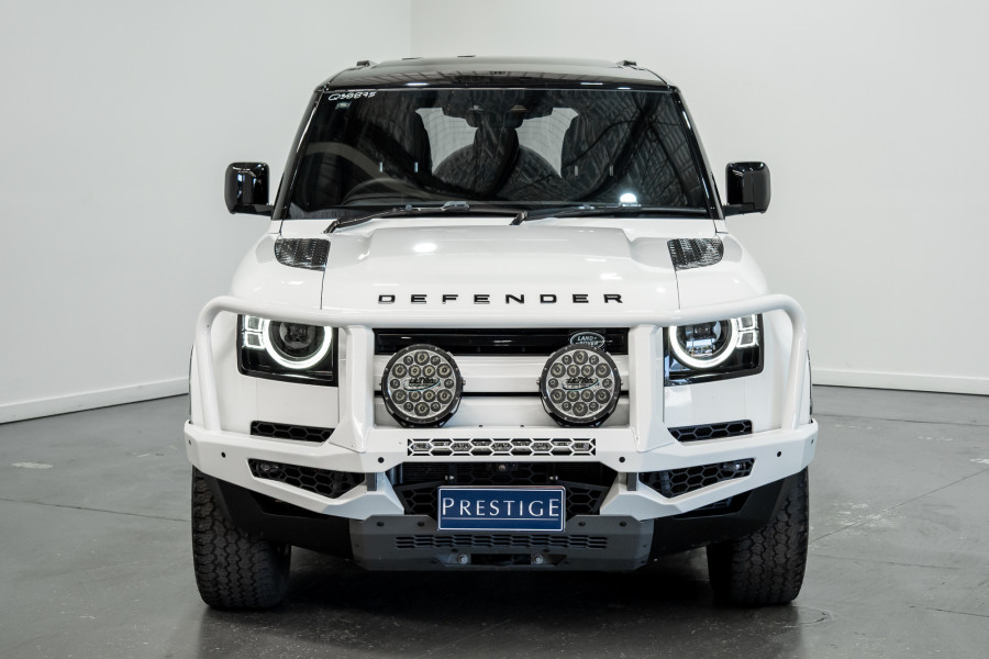 2024 Land Rover Defender L663 130 D300 X-Dynamic SE SUV Image 8