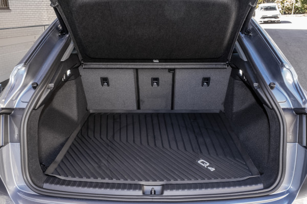 2025 Audi Q4 e-tron F4 45 SUV