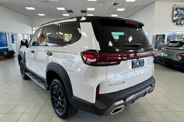 2025 LDV D90 SV9A Executive SUV Image 5