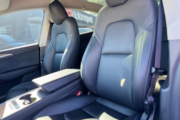 2023 Tesla Model Y  Rear-Wheel Drive SUV Image 12