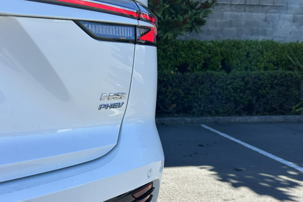 2026 MG HS Super Hybrid Excite SUV Image 19