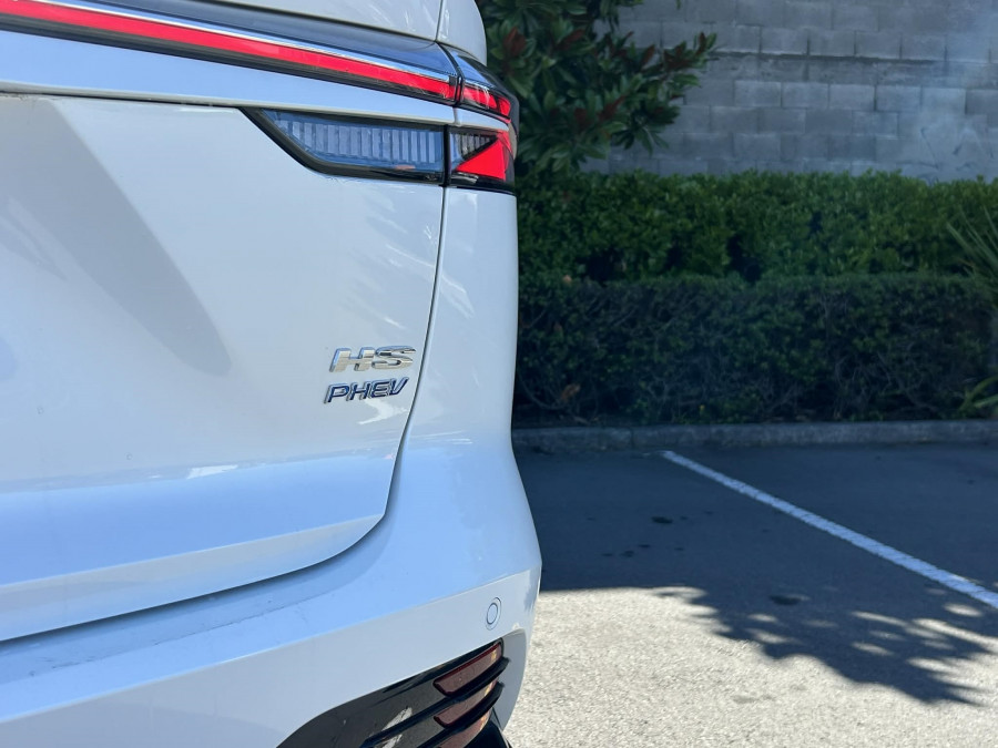 2026 MG HS Super Hybrid Excite SUV Image 19