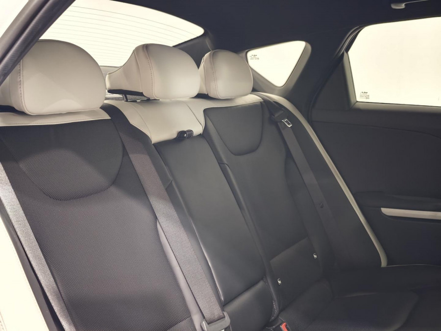 2025 Kia K4 CL4m GT-Line Sedan Image 40
