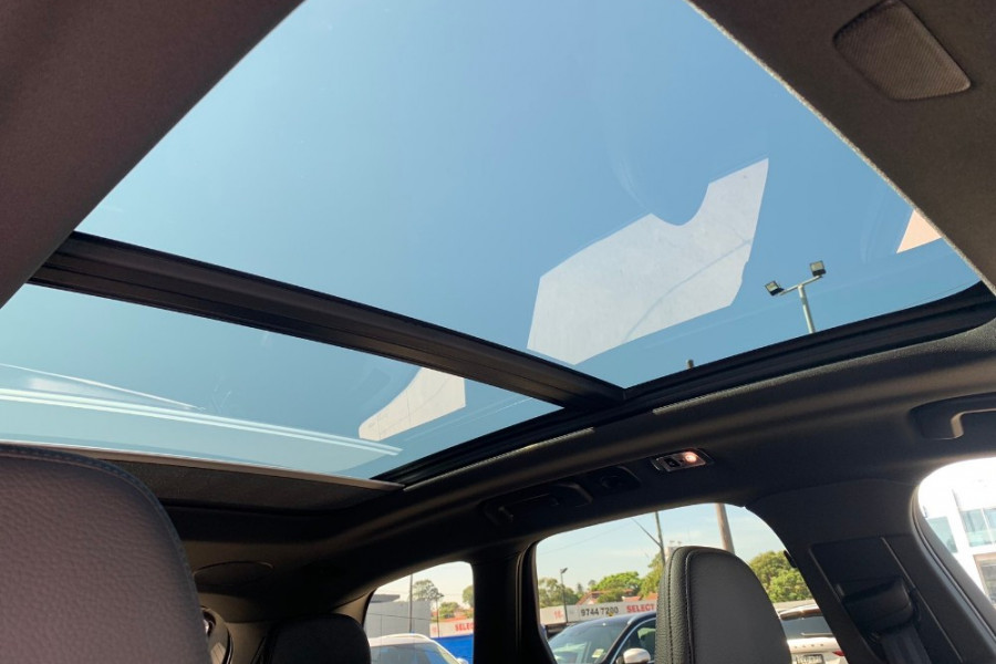 2020 Volvo XC60 UZ T6 R-Design Suv Image 10