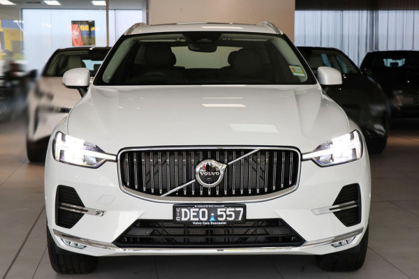2024 MY25 Volvo XC60  Ultra B5 Bright SUV Image 2