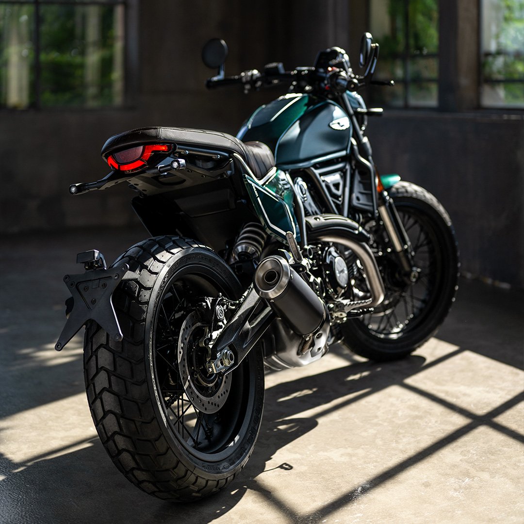 New Ducati Nightshift Emerald Green Image