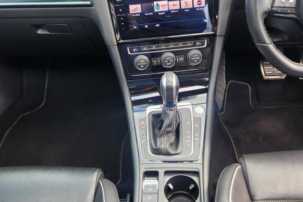 2020 Volkswagen Golf 7.5 R Hatch Image 13