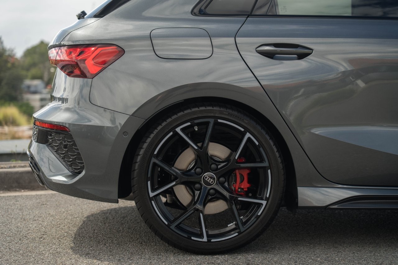 2024 Audi RS 3 Sportback Hatch Image 7