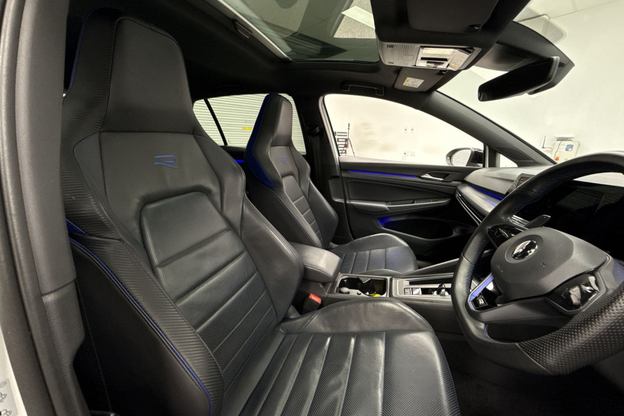 2022 MY22.5 Volkswagen Golf 8 R Hatch Image 21