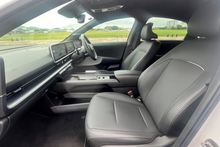2023 Hyundai IONIQ 6 CE.V1 Epiq Sedan Image 20