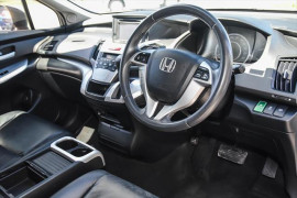 2013 Honda Odyssey 4th Gen Luxury Wagon