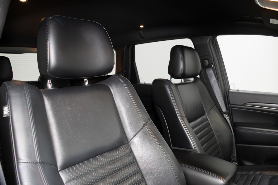 2021 Jeep Grand Cherokee S-Limited SUV Image 4