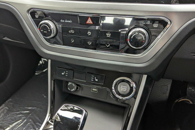 2023 KGM SsangYong Korando C300 ELX SUV Image 18