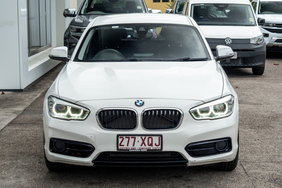 2017 BMW 1 Series 118i Sport Line Hatch Image 4
