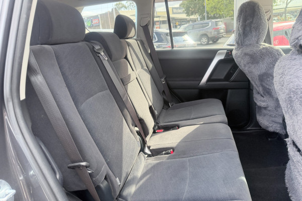 2019 Toyota LandCruiser Prado GDJ150R GXL SUV Image 17