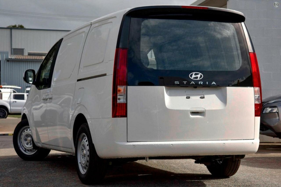 2026 MY27 Hyundai Staria Load US4.V4  Van Image 3