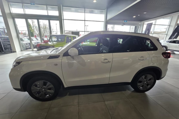 2026 Suzuki Vitara  Turbo Hybrid SUV Image 3