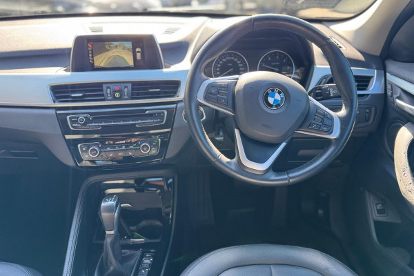 2017 BMW X1 F48 sDrive20i SUV Image 10