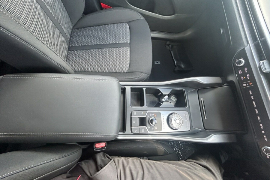 2025 Kia Sorento MQ4 PE Sport SUV Image 24