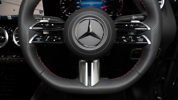2025 Mercedes-Benz GLA-Class H247 GLA200 SUV image 15